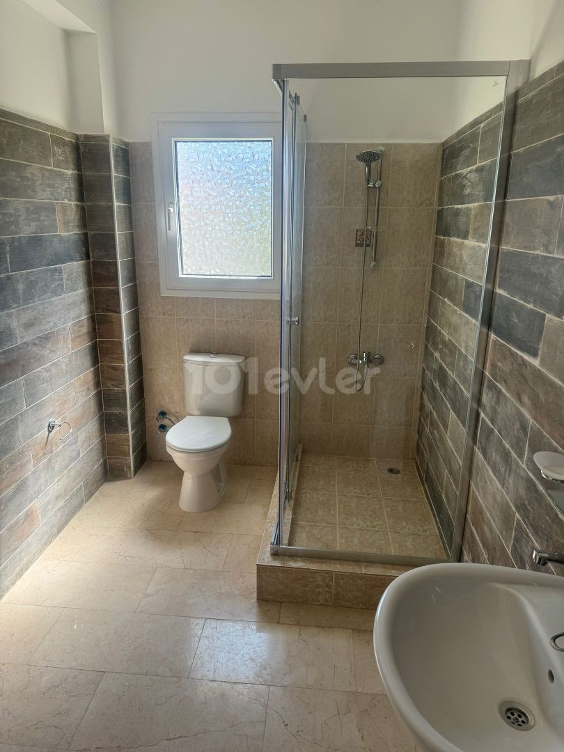 House 3+1 with view and pool for rent Yeşiltepe