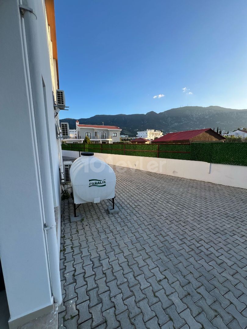 Villa mit 3 Schlafzimmern und 2 Bädern zu vermieten in wunderbarer Lage in Alsancak