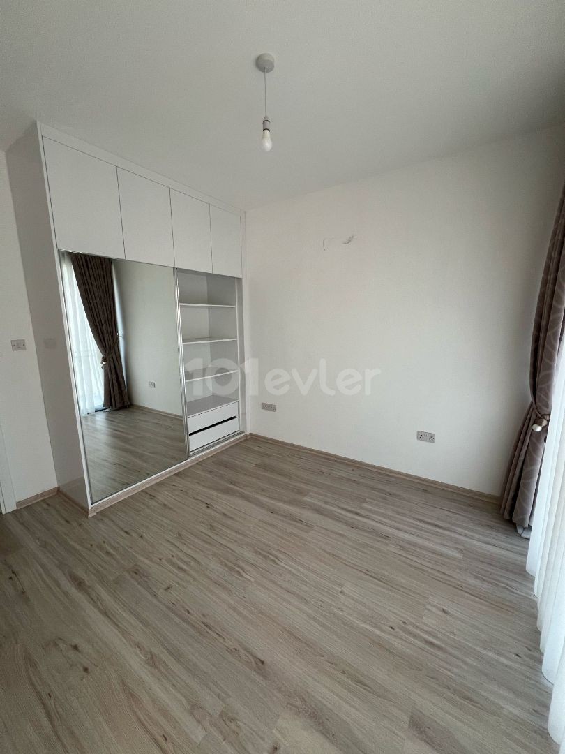 Vlla with 3 bedrooms and 2 bathrooms for rent in the picturesque location of Alsancak