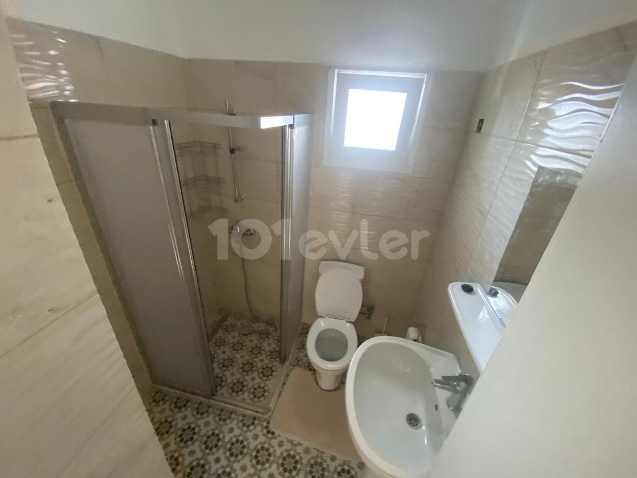 KYRENIA - ZEYTINLINK FLAT FOR SALE 3+1.