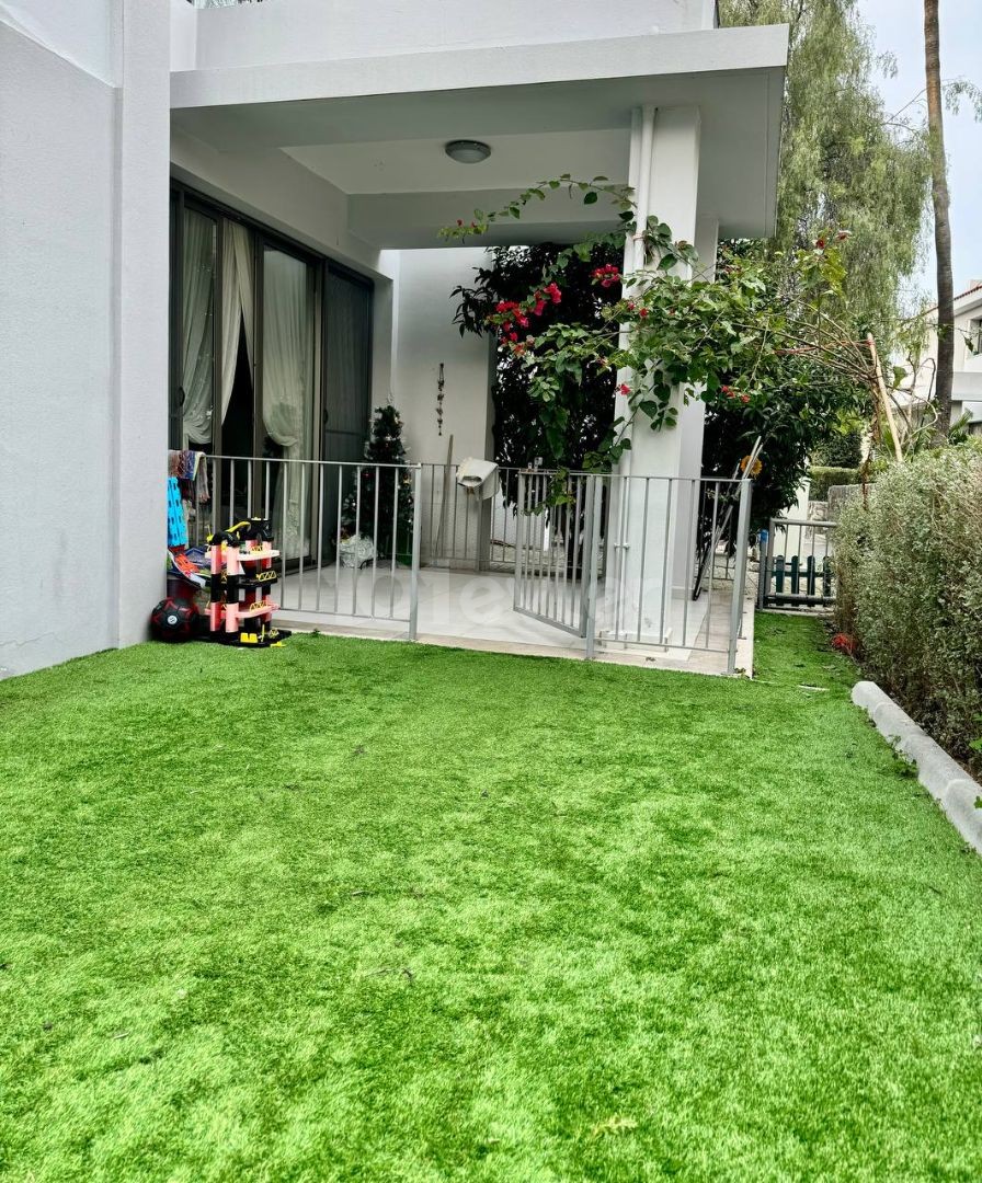 گیرنه - ALSANCAK MILOS PARK HOMES FLAT برای فروش 2+1.