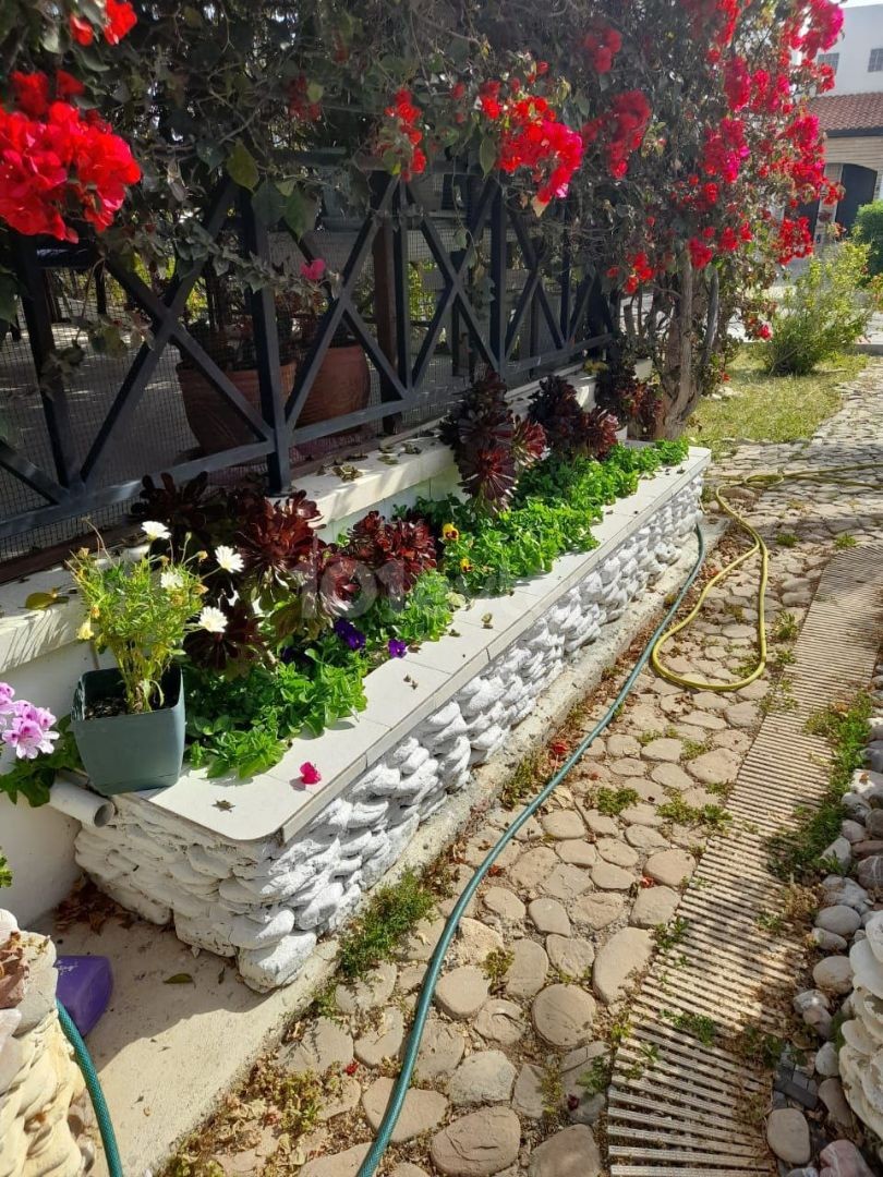 4+1 villa for sale near the sea in Tatylsu.