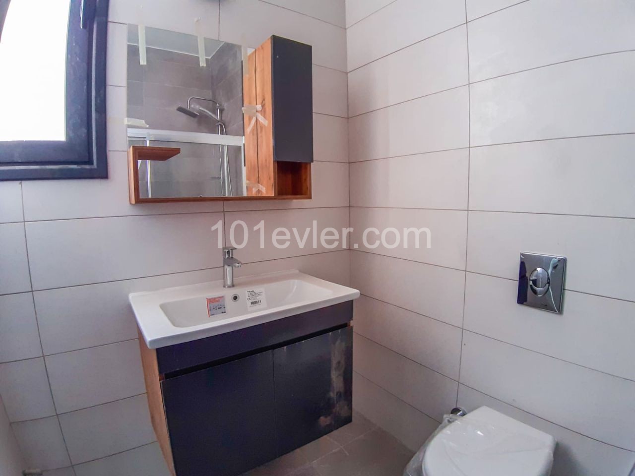 3+1 HAVUZLU MODERN TASARIM VILLA