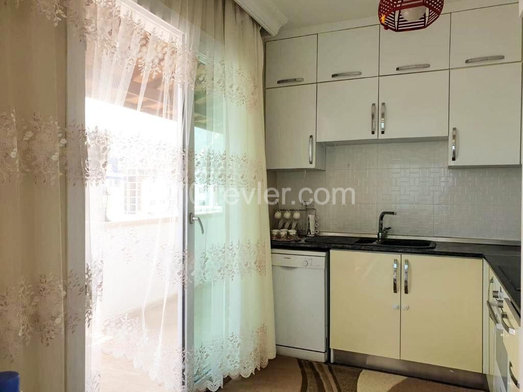 Penthouse Kaufen in Aşağı Girne, Kyrenia