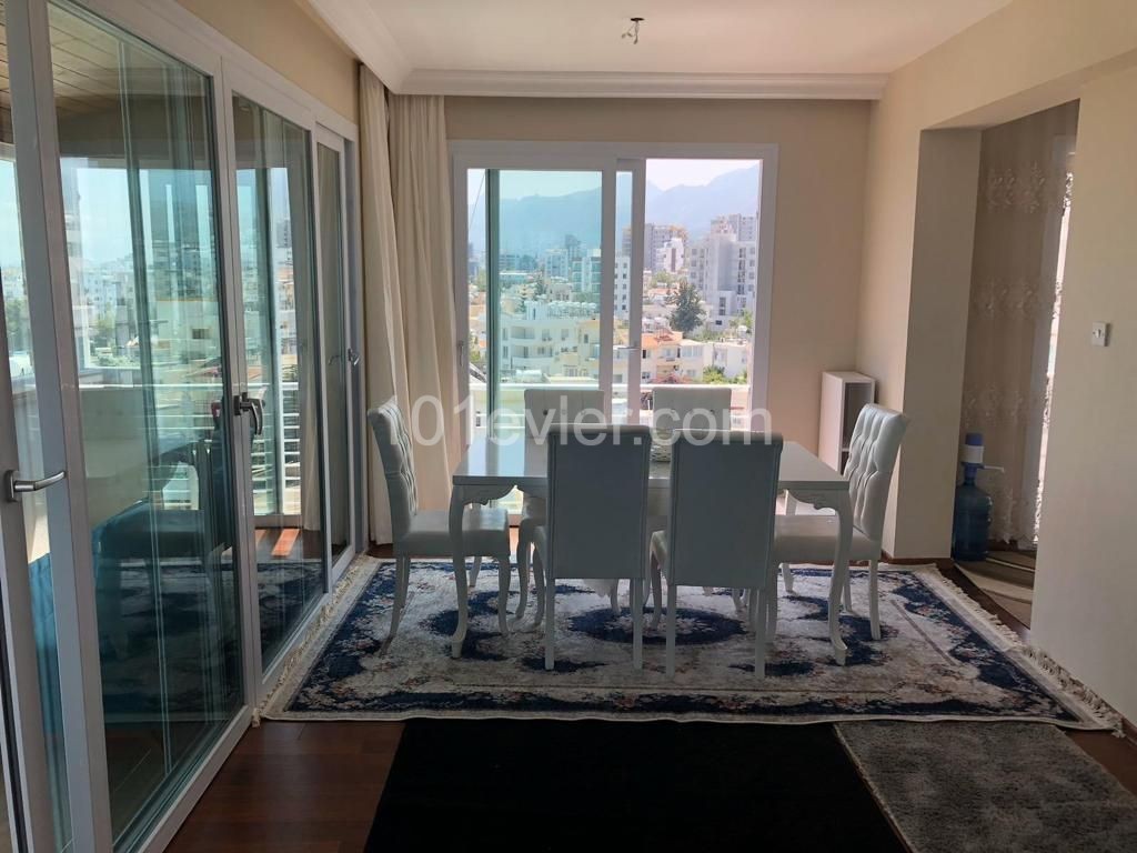 Penthouse For Sale in Aşağı Girne, Kyrenia