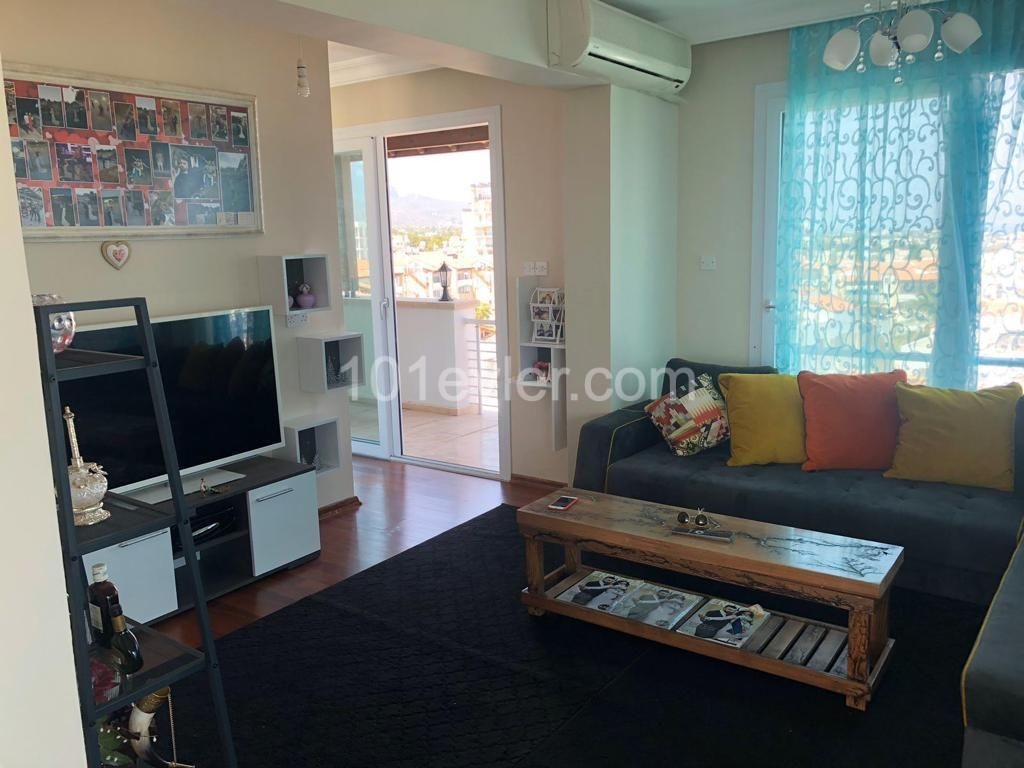 Penthouse For Sale in Aşağı Girne, Kyrenia