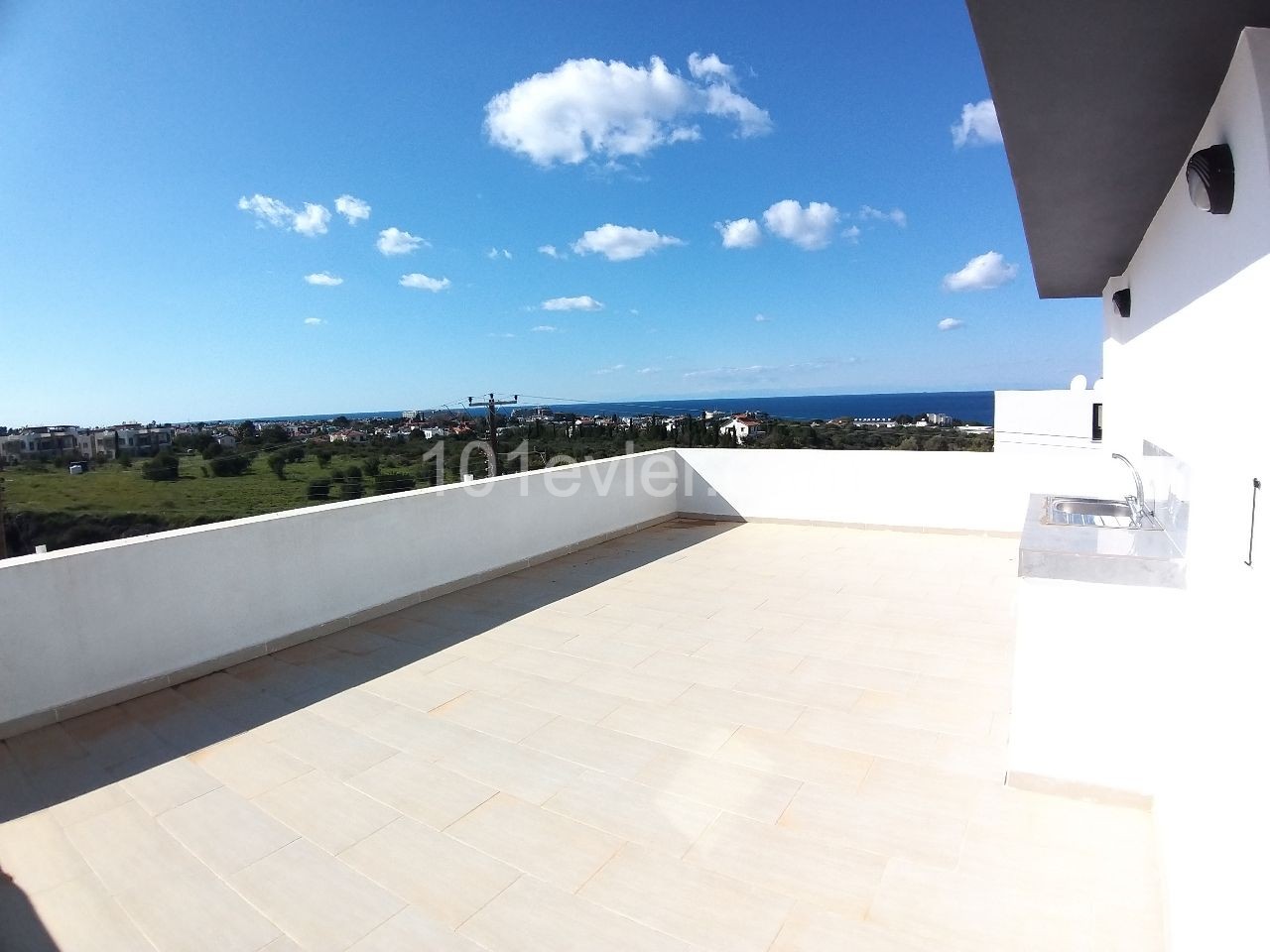 Flat For Sale in Alsancak, Kyrenia