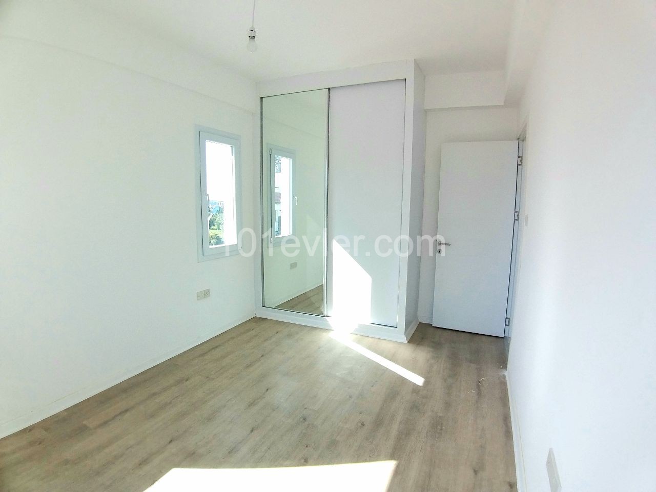 Flat For Sale in Alsancak, Kyrenia