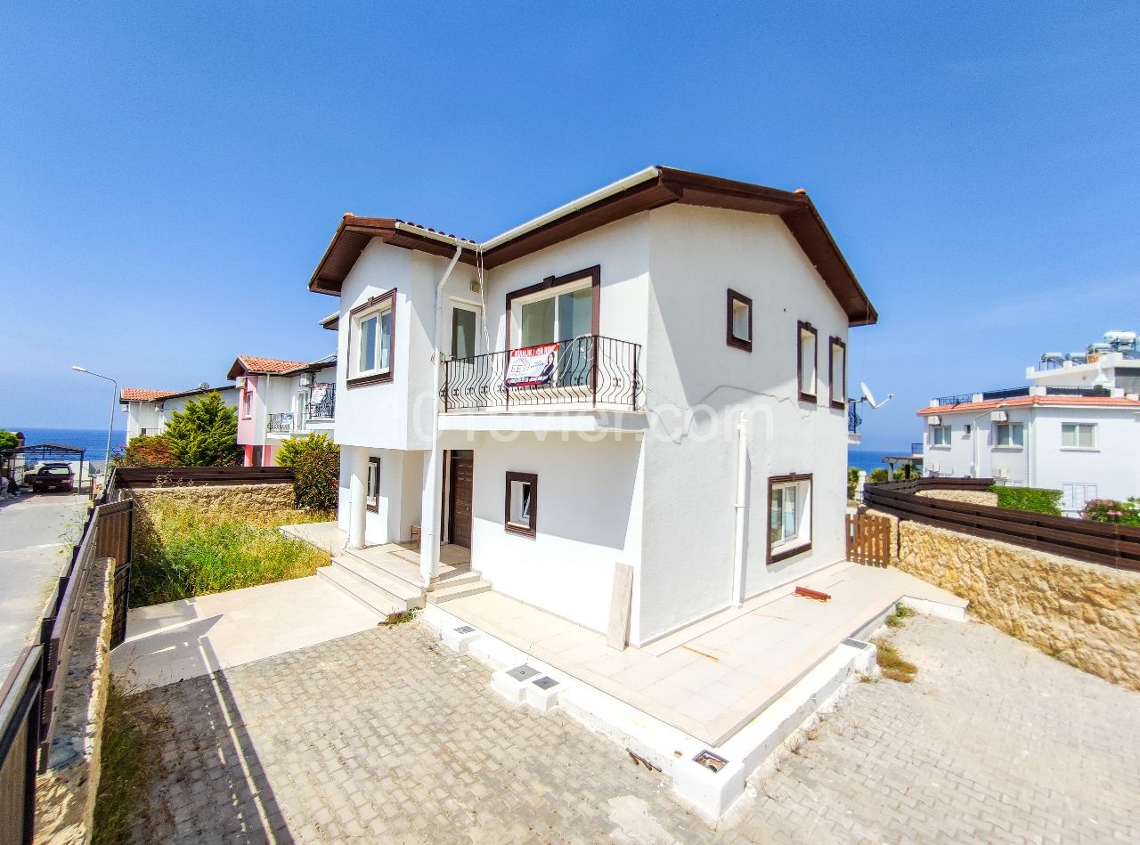 3+1 300m2 VILLA, DENIZE 50 M