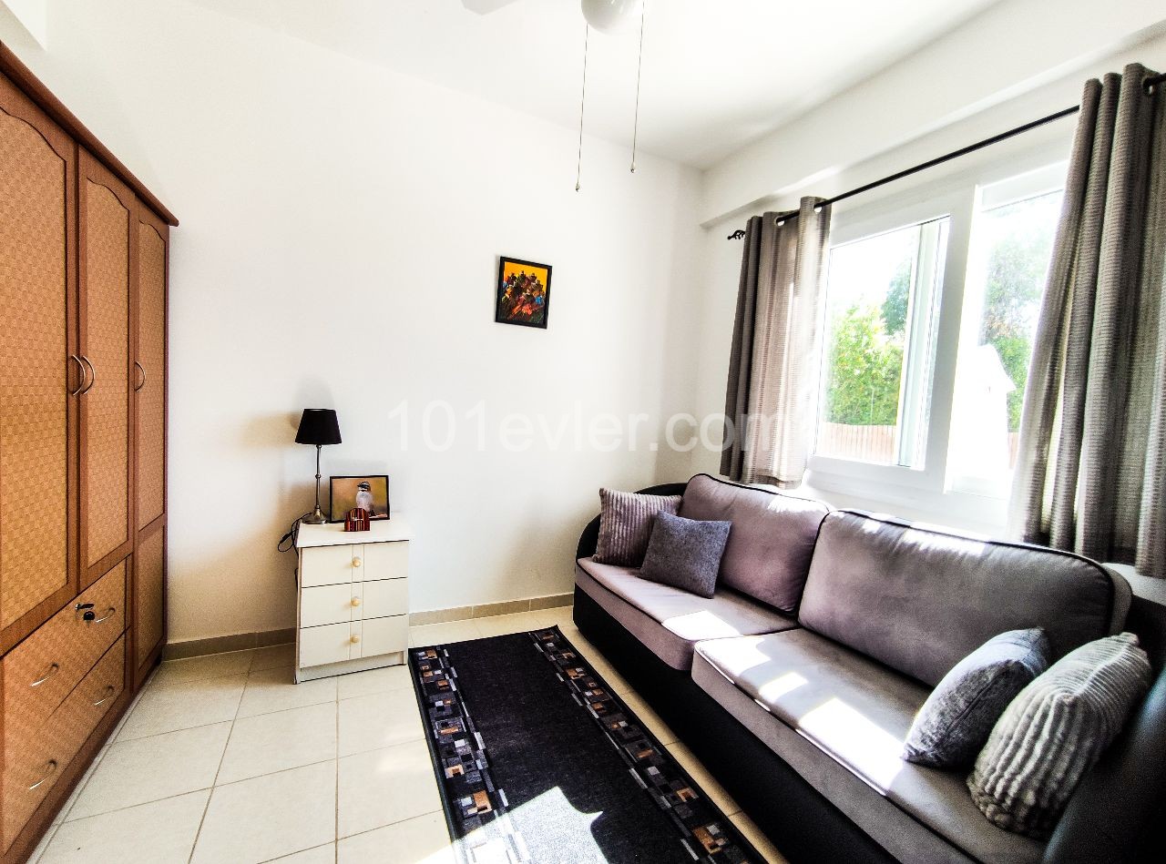 3 + 1 Flat In Complex Wıth Pool