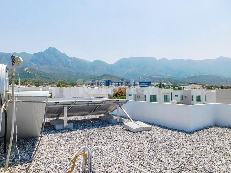 LUXUS 3 + 1 VILLA ZU VERMIETEN IN KYRENIA-KARAOGLANOGLU BEÖLESI ** 