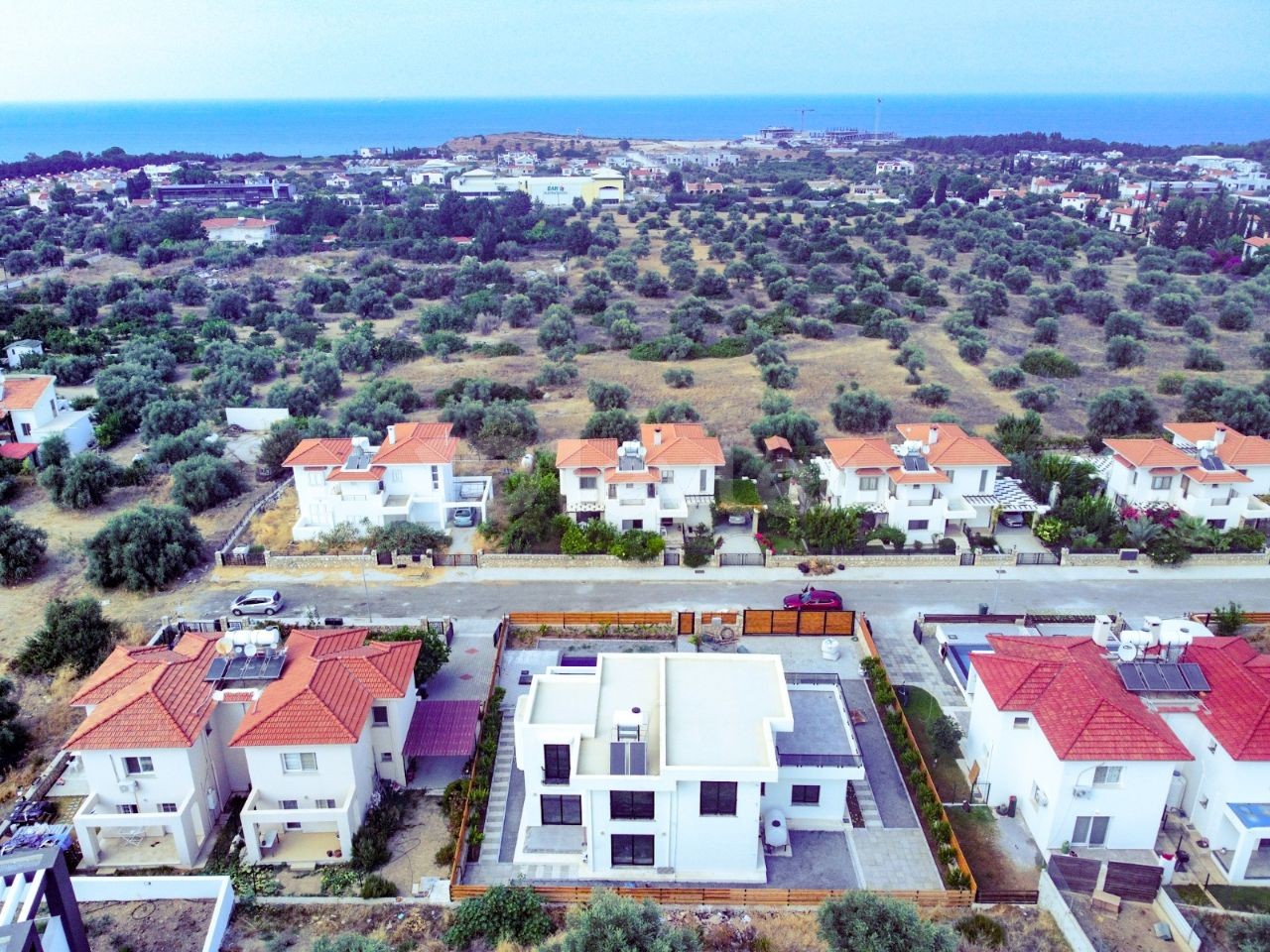 4+1 YENI MODERN VILLA