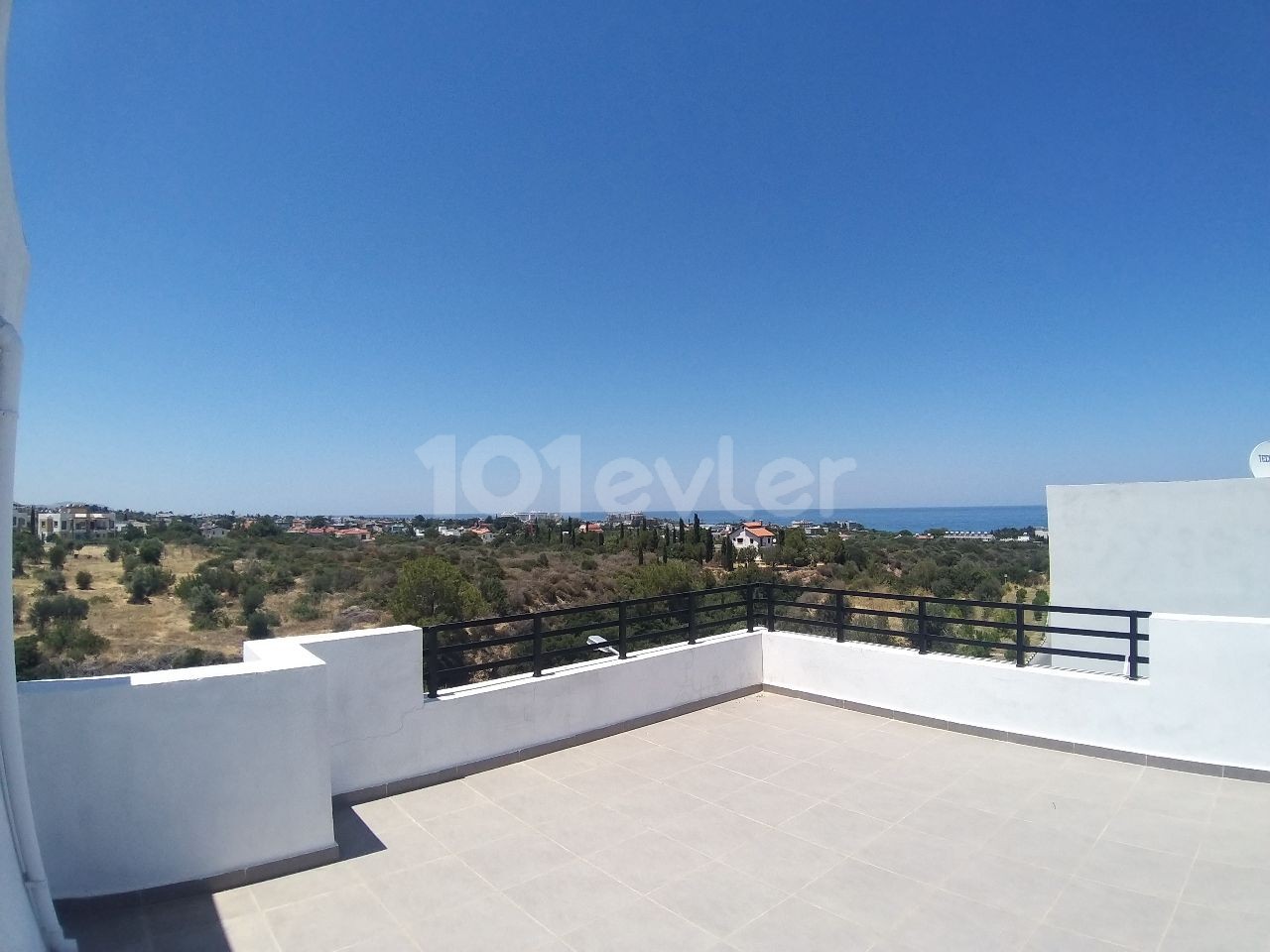 3+1 Luxury Villa for Sale in a Magnificent Location with Mountain and Sea Views in Alsancak Region