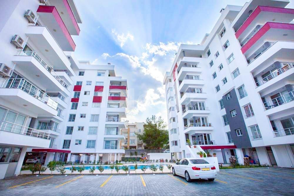 3+1 KIRALIK PENTHOUSE. GIRNE MERKEZ. HAVUZLU SITE IÇERISINDE  