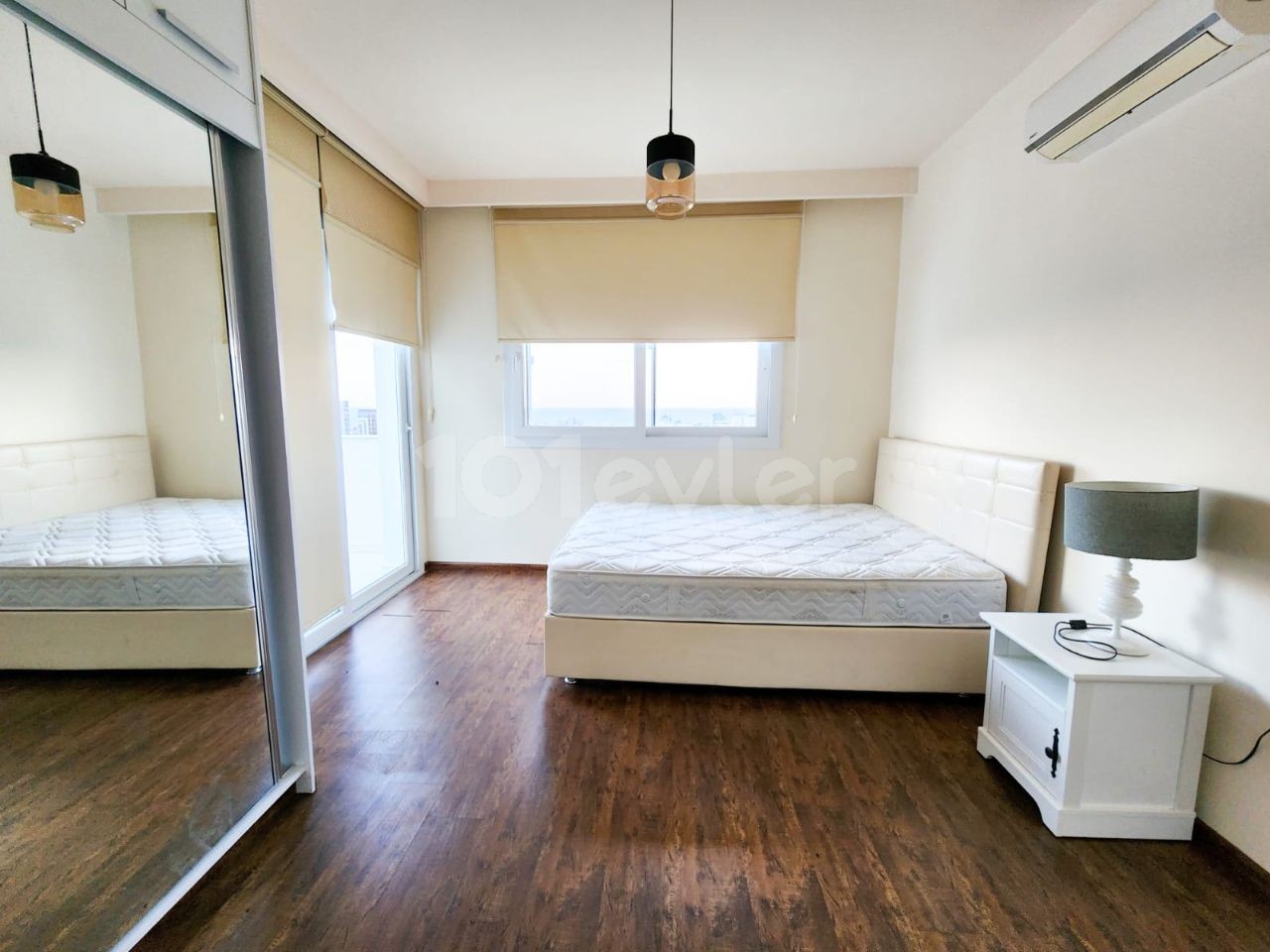 3+1 KIRALIK PENTHOUSE. GIRNE MERKEZ. HAVUZLU SITE IÇERISINDE  