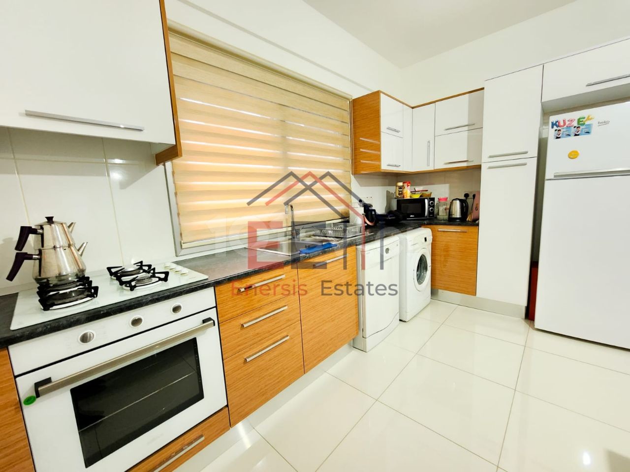 2 BEDROOM FLAT FOR SALE!!