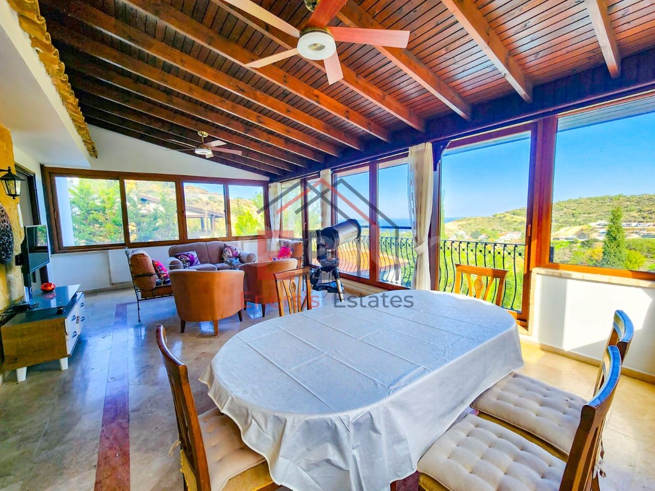 3+2 SATILIK MUHTEŞEM PRIVATE VILLA