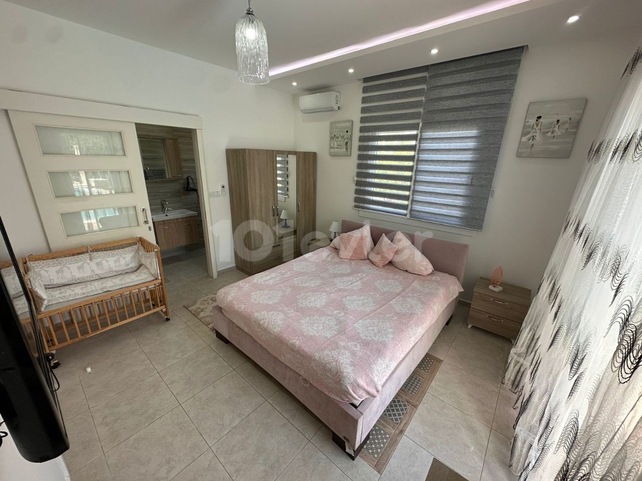 Fully furnished Daily Rental Villa with Mountain and Sea Views in Alsancak - Yeşiltepe Region