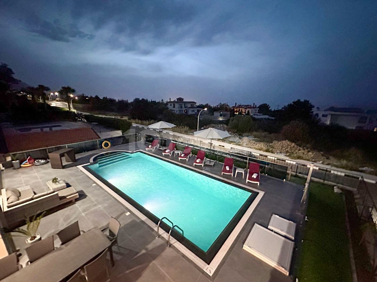 Fully Furnished Daily Rental Villa with Mountain and Sea Views in Alsancak