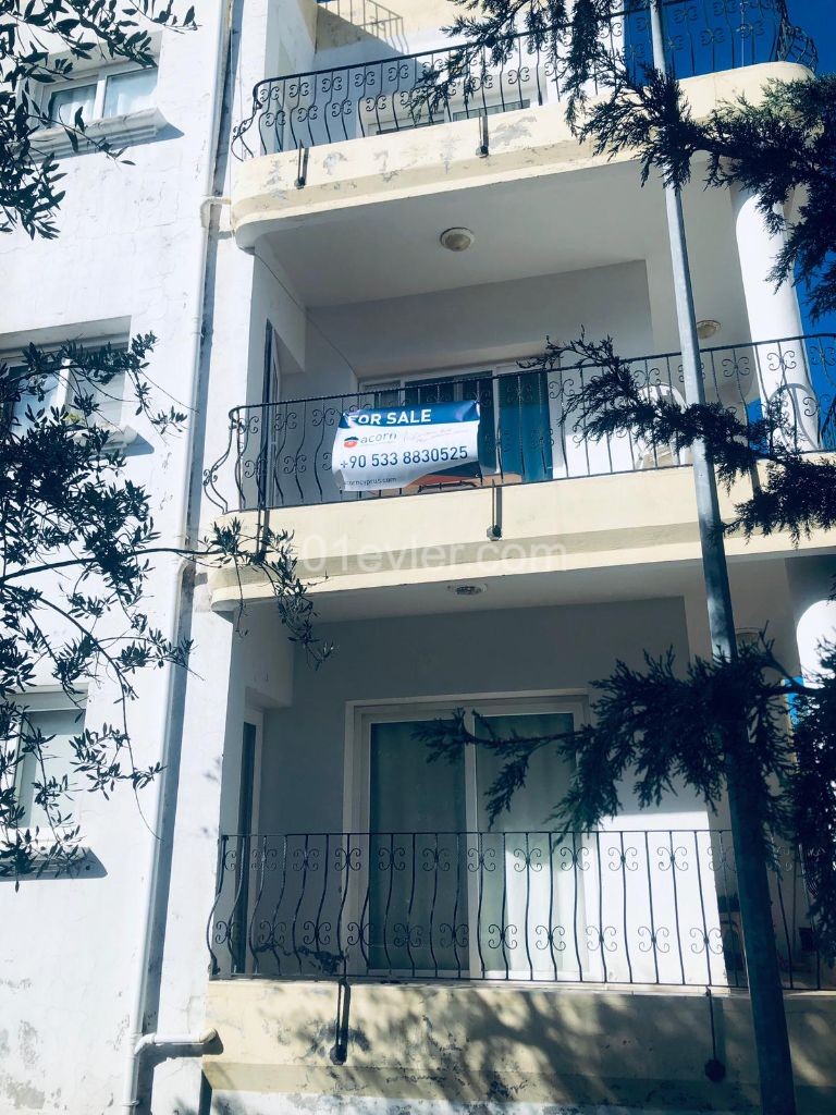 Alsancak'da Dag manzarali 3 Oda'li Apartman Dairesi