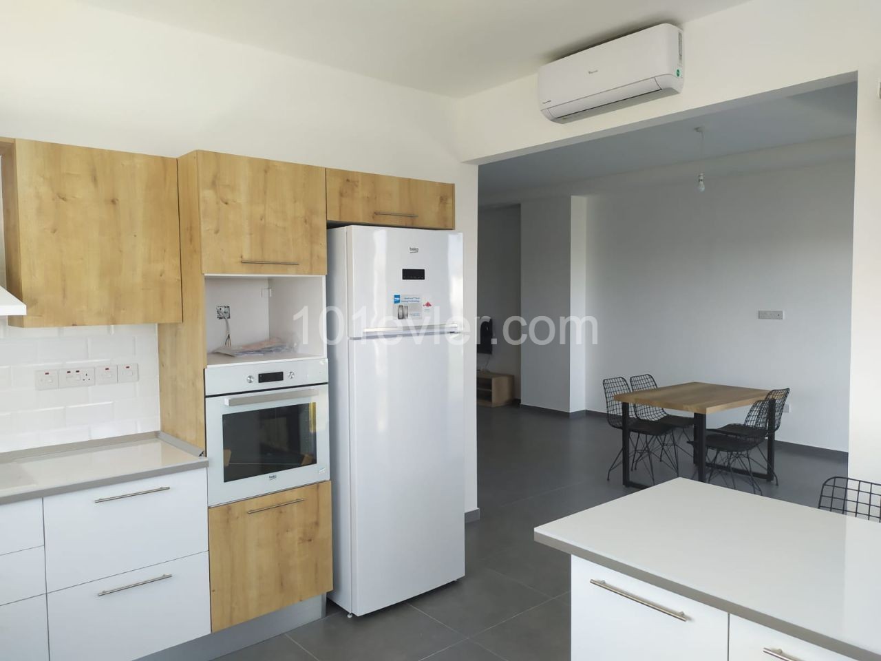 2 Bed Sea View Apartment Rent in Kyrenia City Centre.