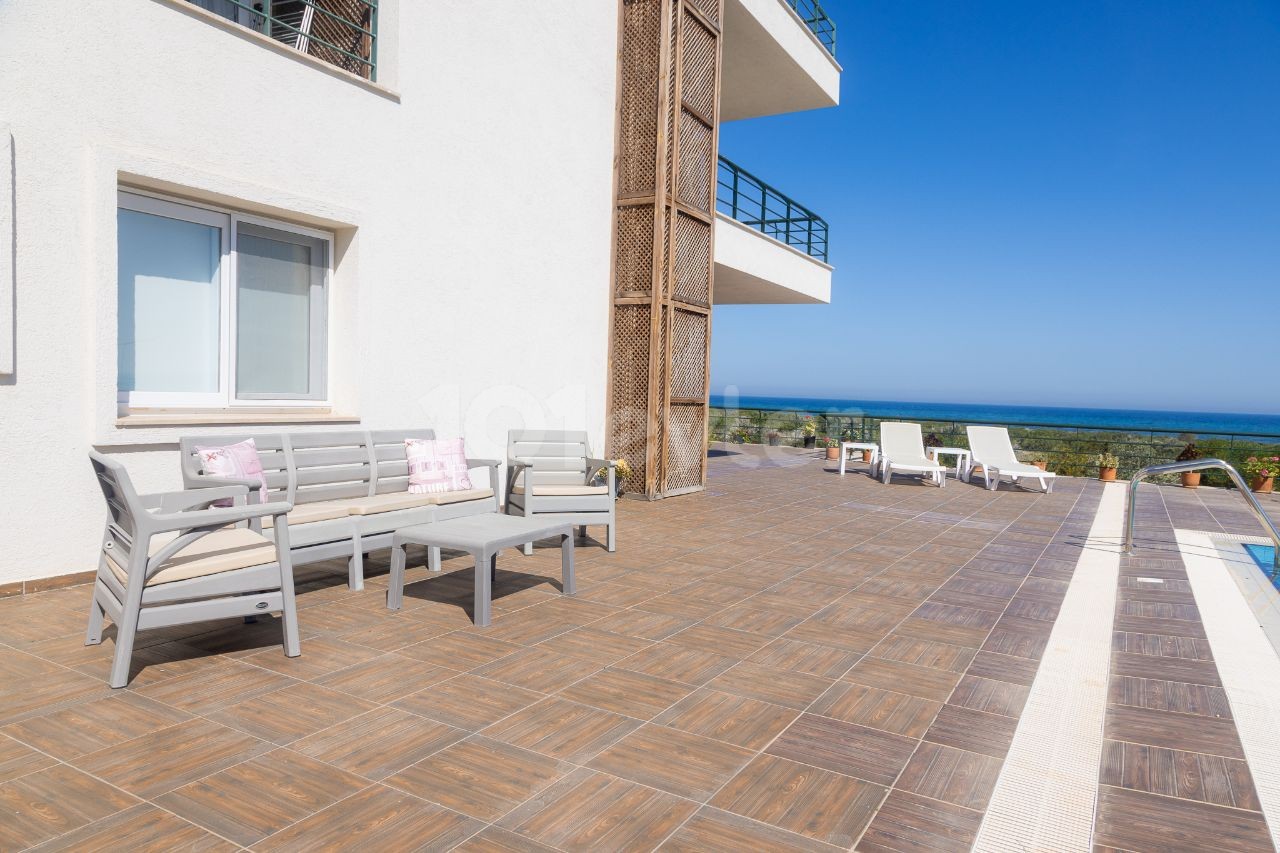 THE REMARKABLE COASTAL LOCATION ALLOW YOU TO ENJOY BEACHFRONT LIVING AT ITS VERY BEST., Bafra