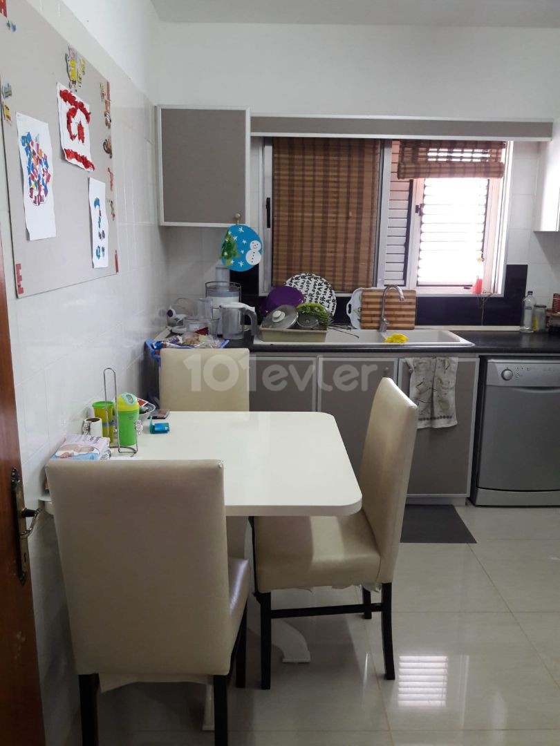 Flat To Rent in Çanakkale, Famagusta