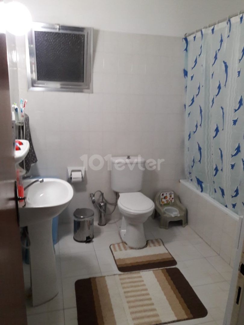 Flat To Rent in Çanakkale, Famagusta