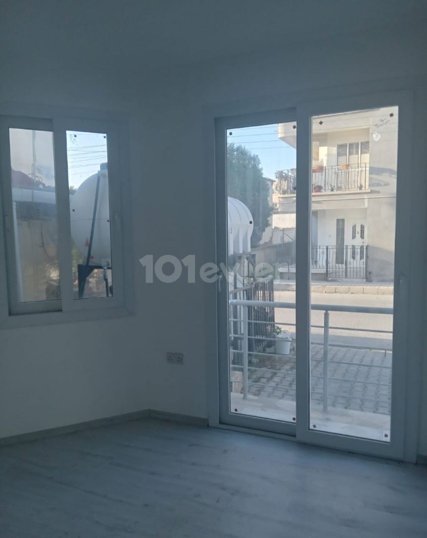 Nikosia Gonyeli 2+1/85m2 = T. kocan=53500 gbp