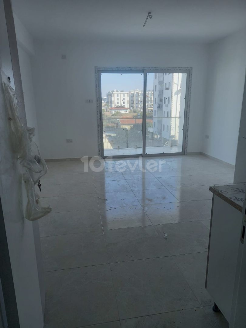 Lefkoşa küçükkaymakli 2+1 eşdeğer koç.56500 gbp