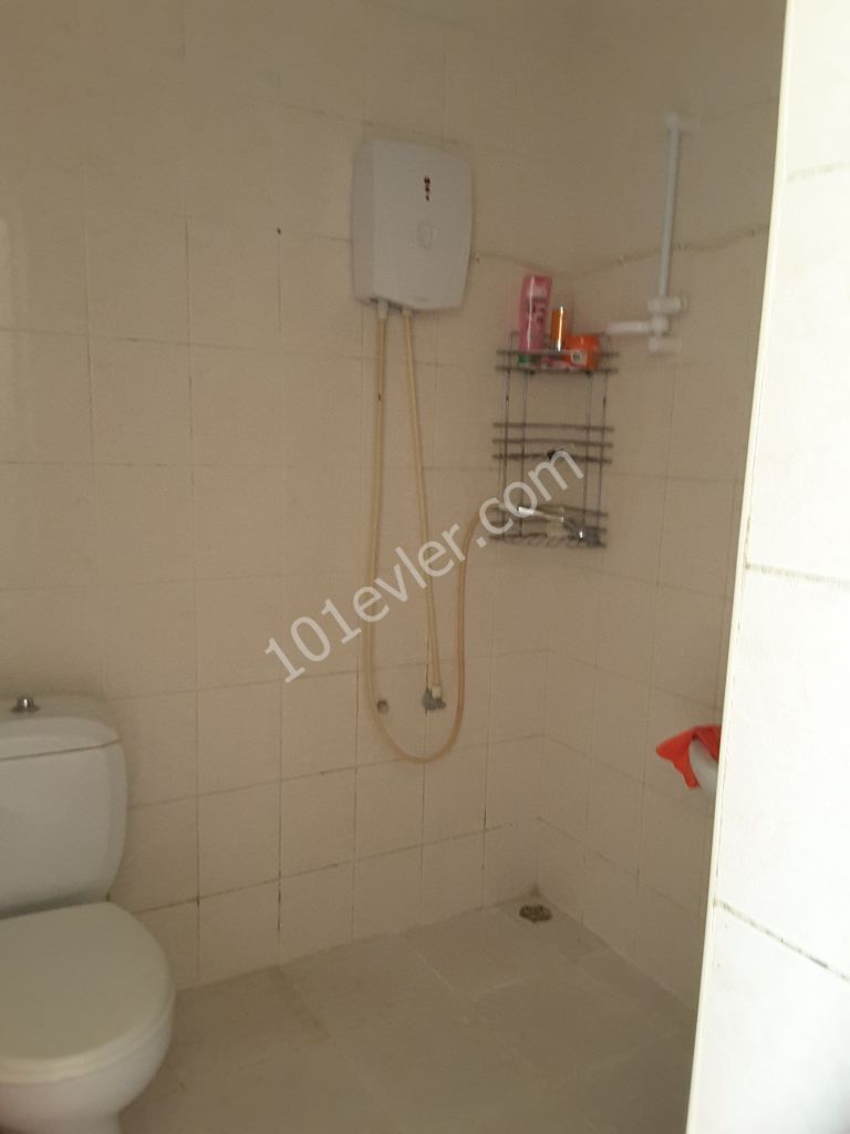 Studio long term rent in the end of lapta /begining Karşıyaka 