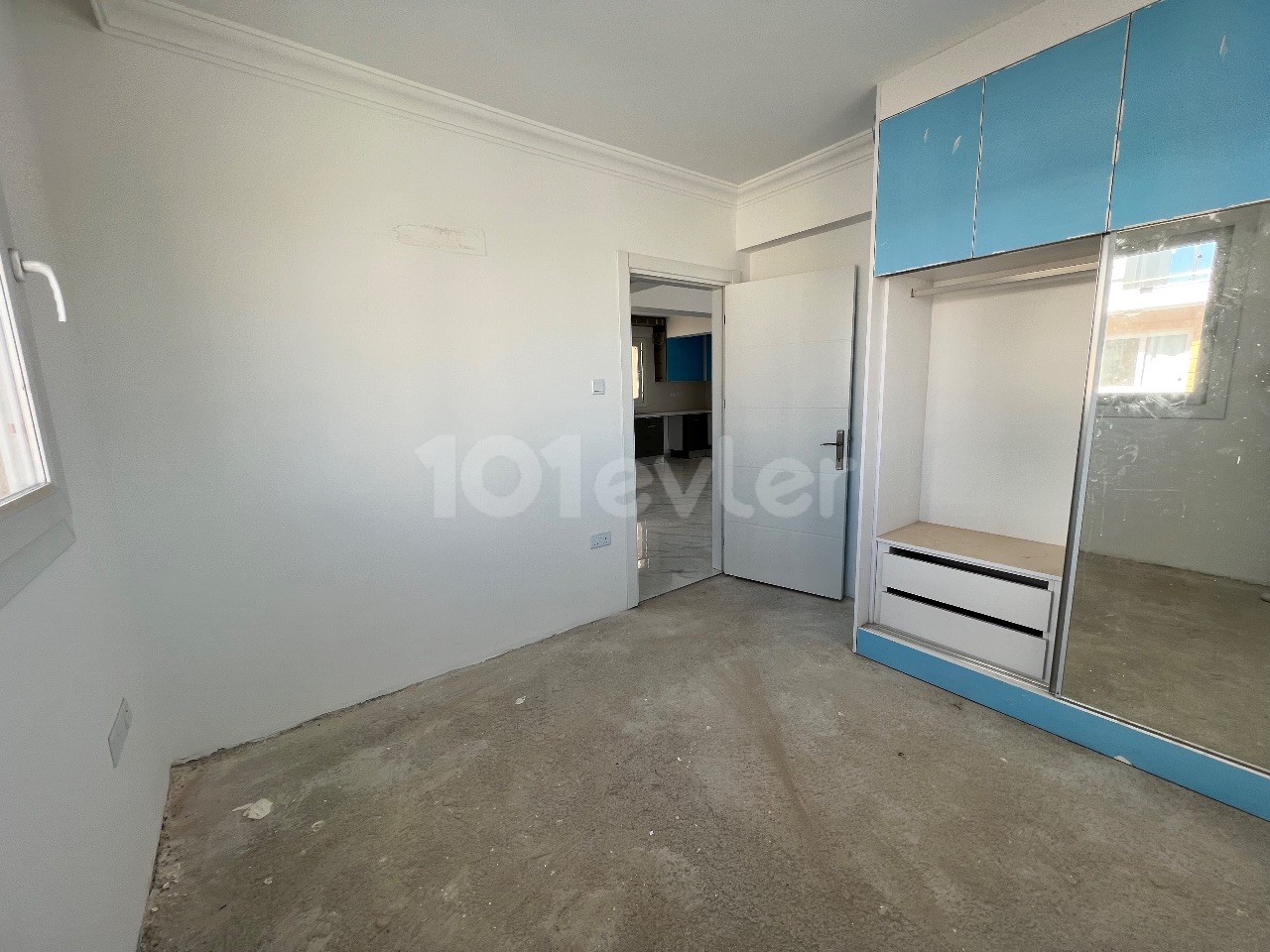 Two bedroom flat for sale in Royal Sun Elit project 
