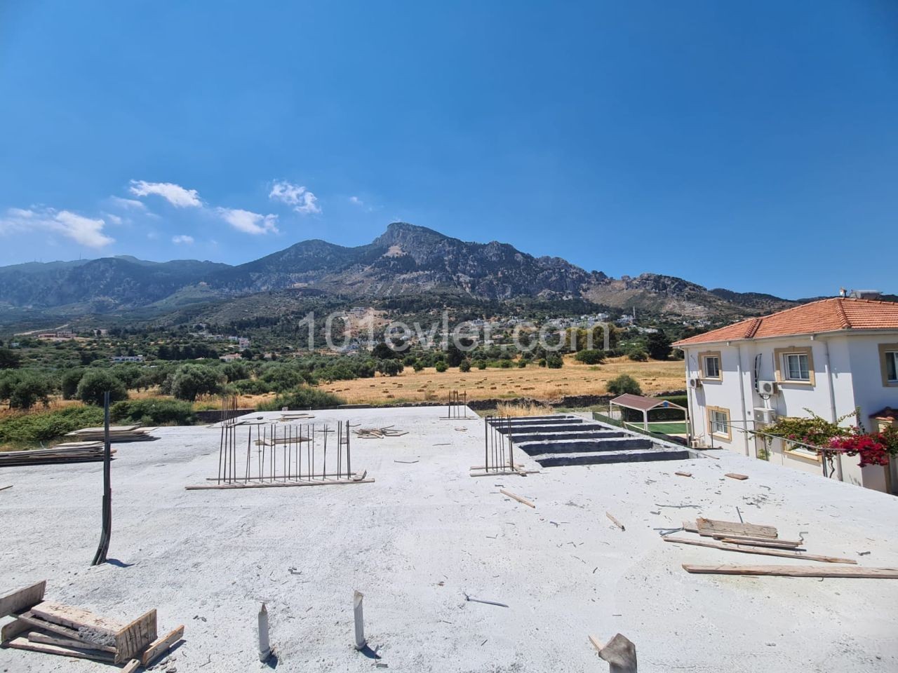 3 + 1 VILLAS FOR SALE IN KARSIYAKA ** 