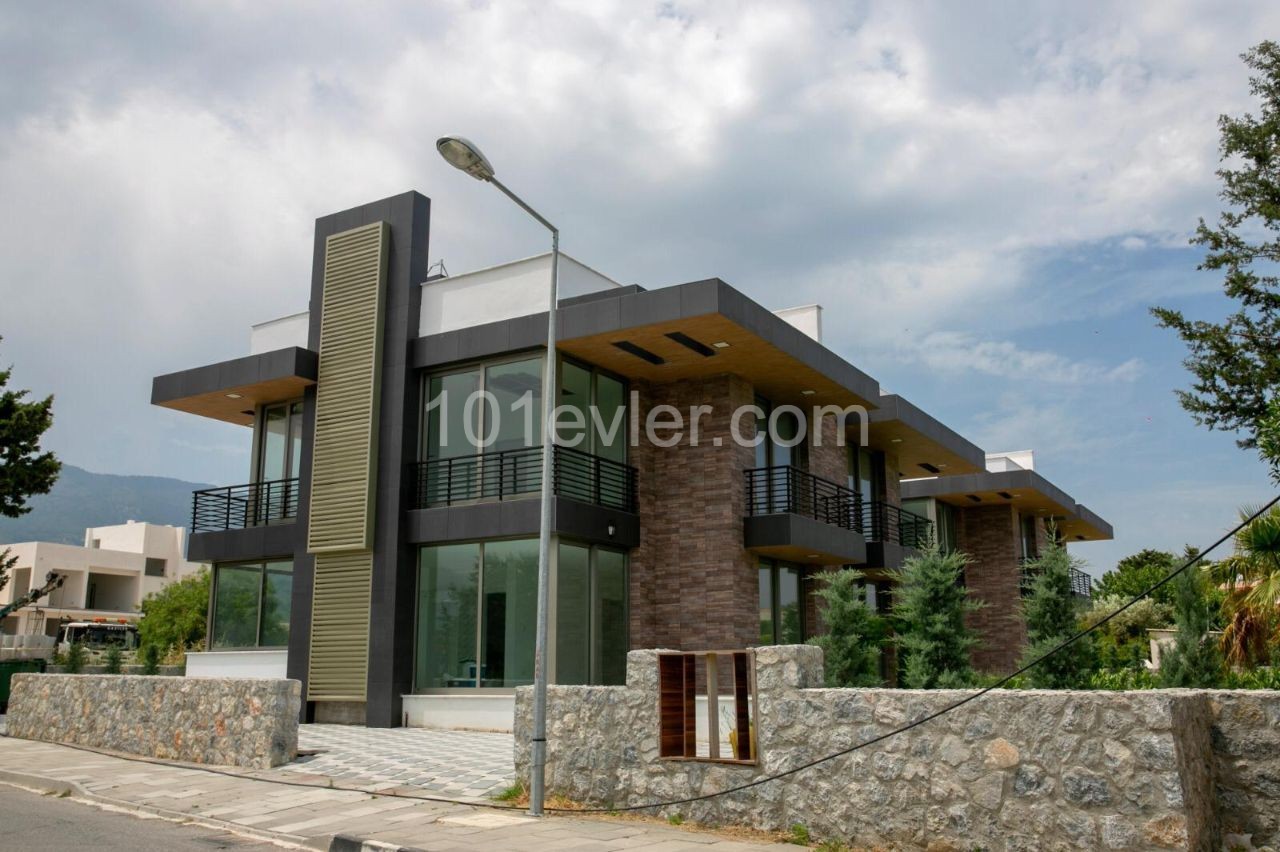 3 + 1 VILLAS FOR SALE IN ALSANCAK, CYPRUS / KYRENIA ** 