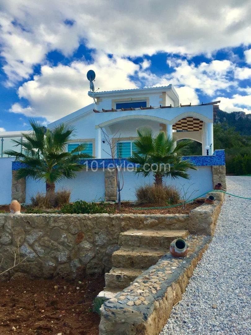 Esentepe satilik sea view villa ** 