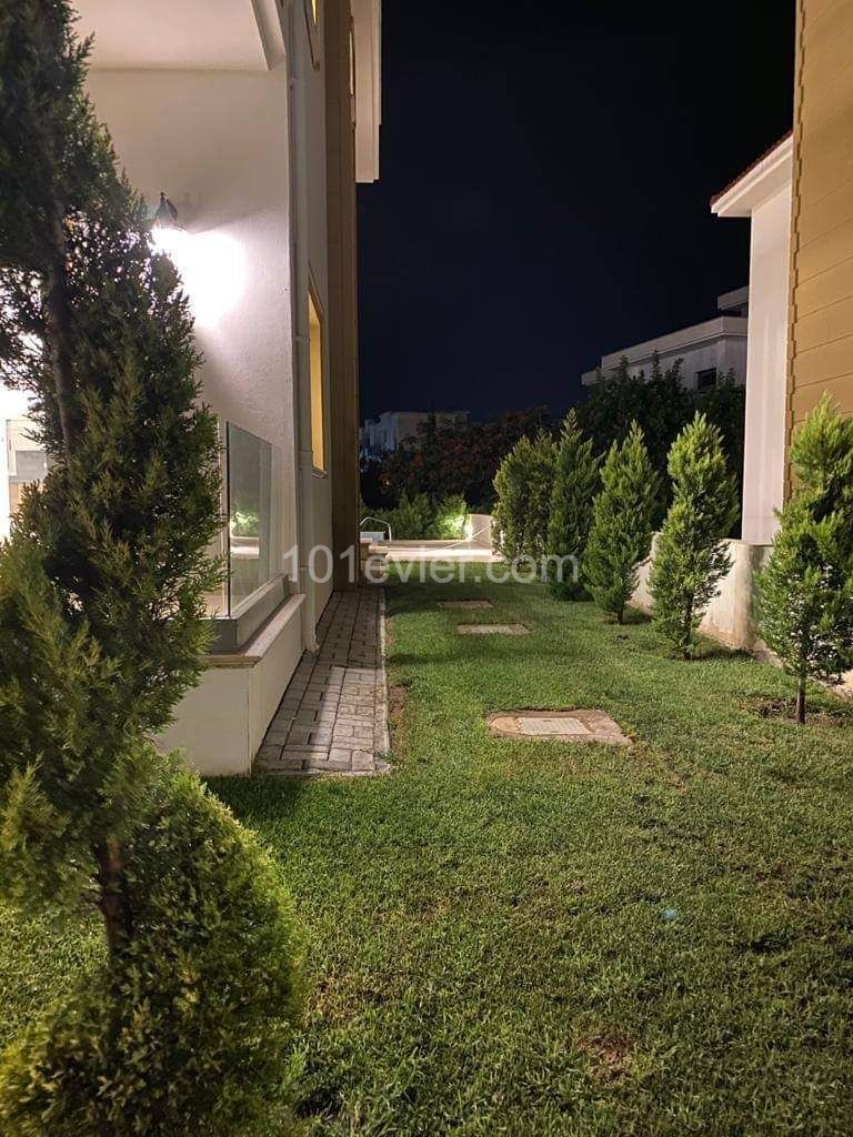 alsancak da deniz mazarali satilik villa