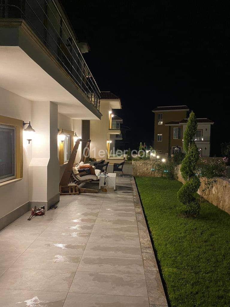 Villa zum Verkauf in Alsancak da deniz mazarali ** 