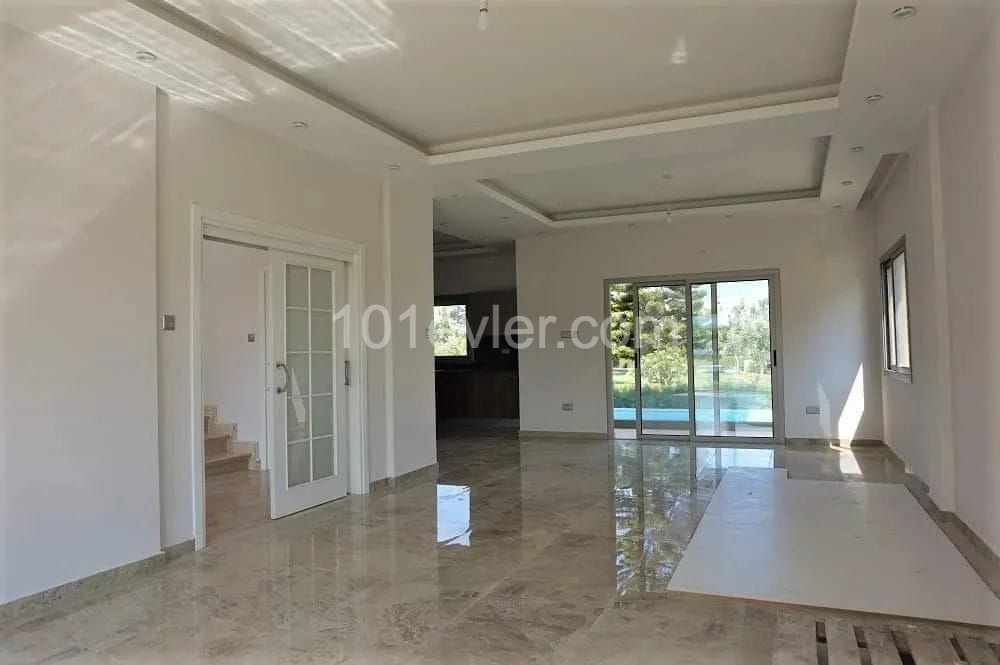 villa for sale in alsancak, sea mazarali ** 