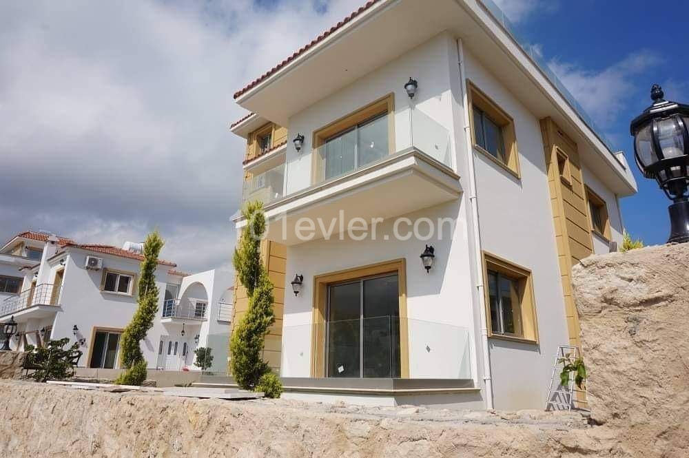 villa for sale in alsancak, sea mazarali ** 