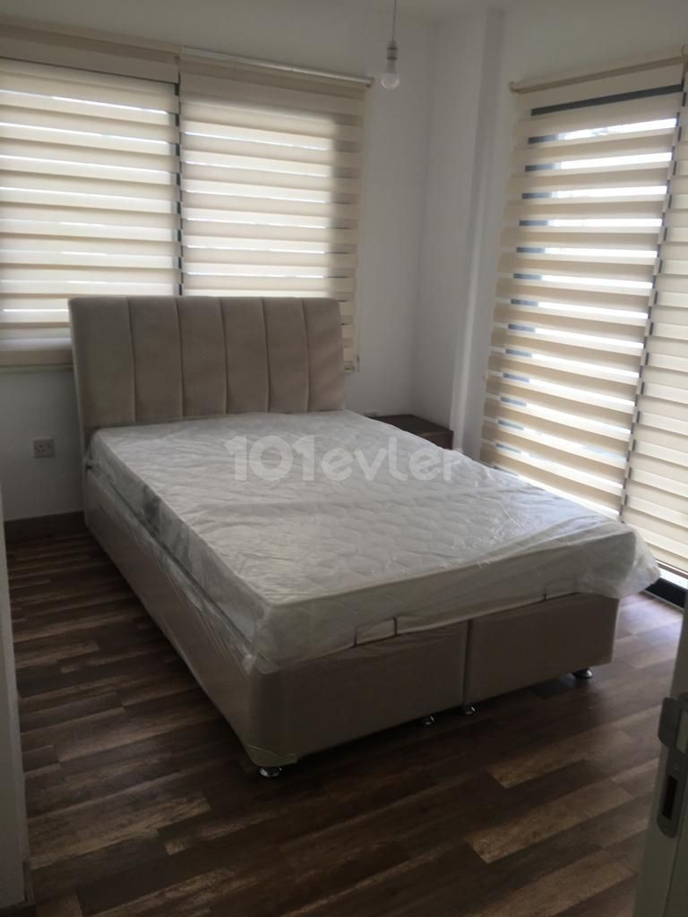 WOHNUNG ZUR MIETE IN KYRENIA ZENTRUM ** 