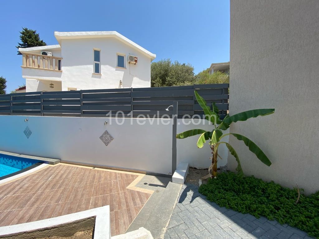 Two-Bedroom Duplex Twin Villa in Bellapais with a Shared Pool, Made of High-Quality Materials ** 