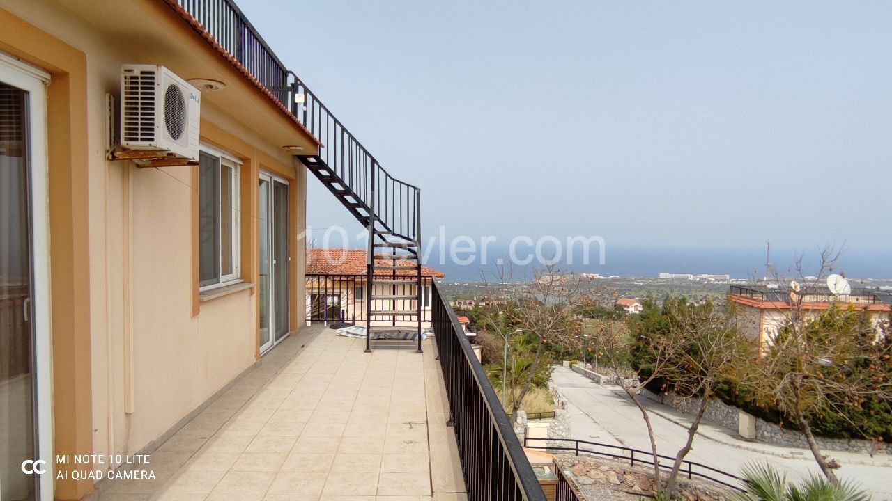 Kesmez sea view, on-site, ready to move, Ensuite , 2 Bedroom, Corner Penthouse ** 