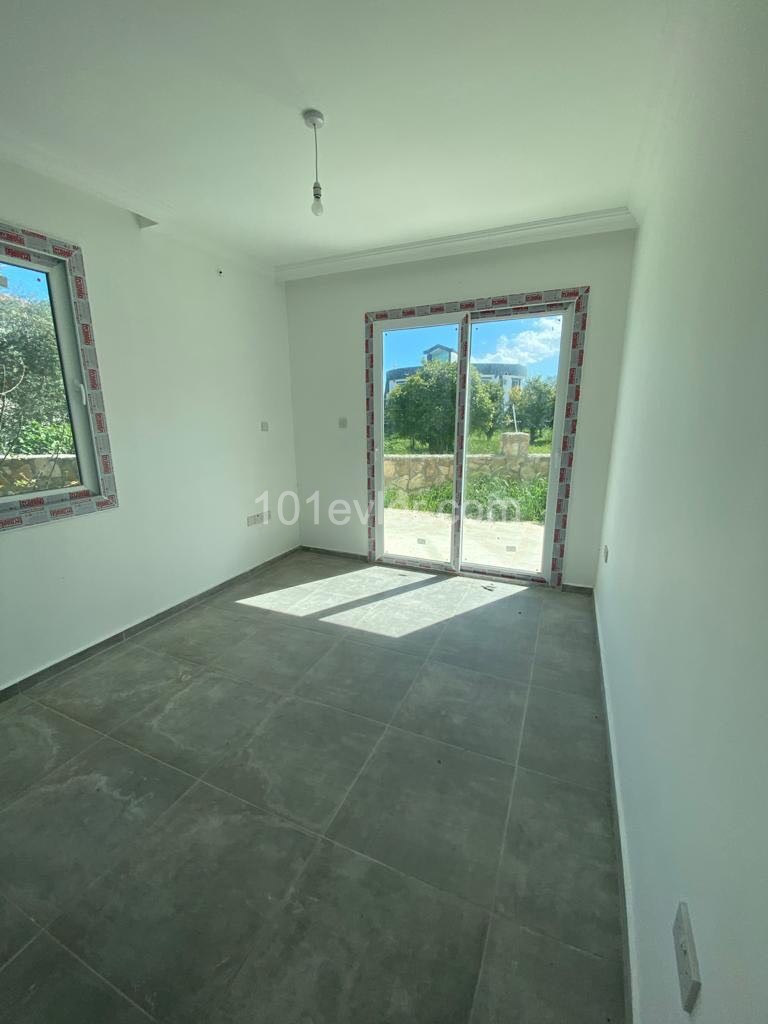 1 Bedroom Apartment for Sale with Garden, Spacious, Ready to Move and cob ** 