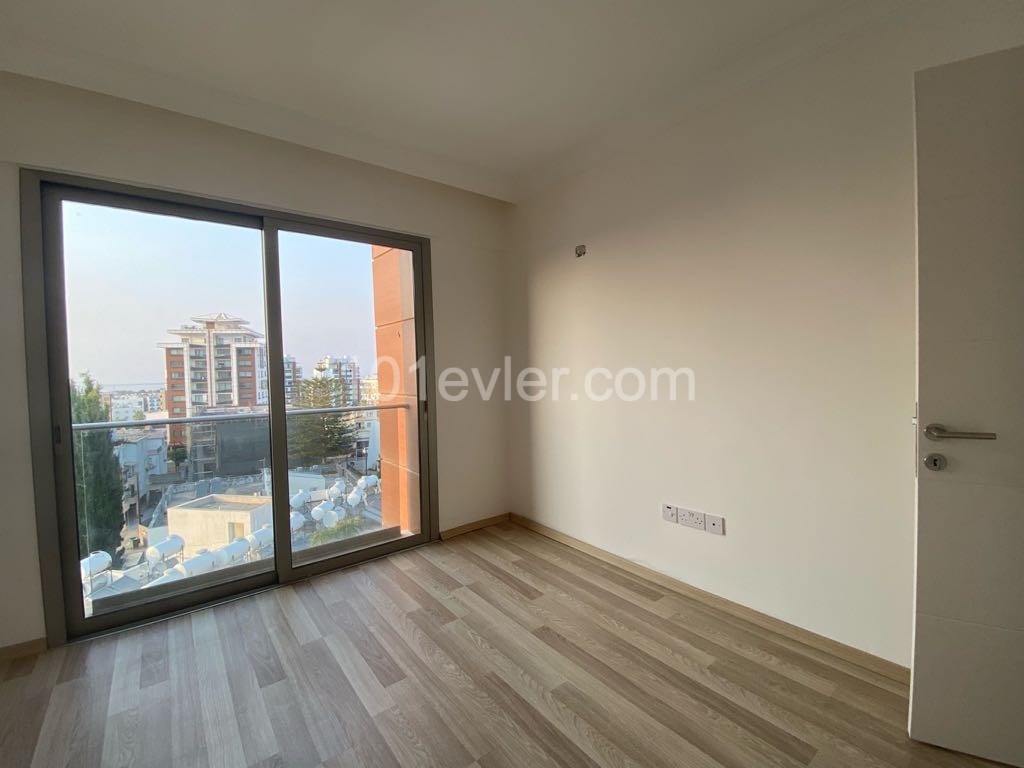 A 2-bedroom apartment with a large terrace, sea and mountain views, like Zero, Penthouse ** 