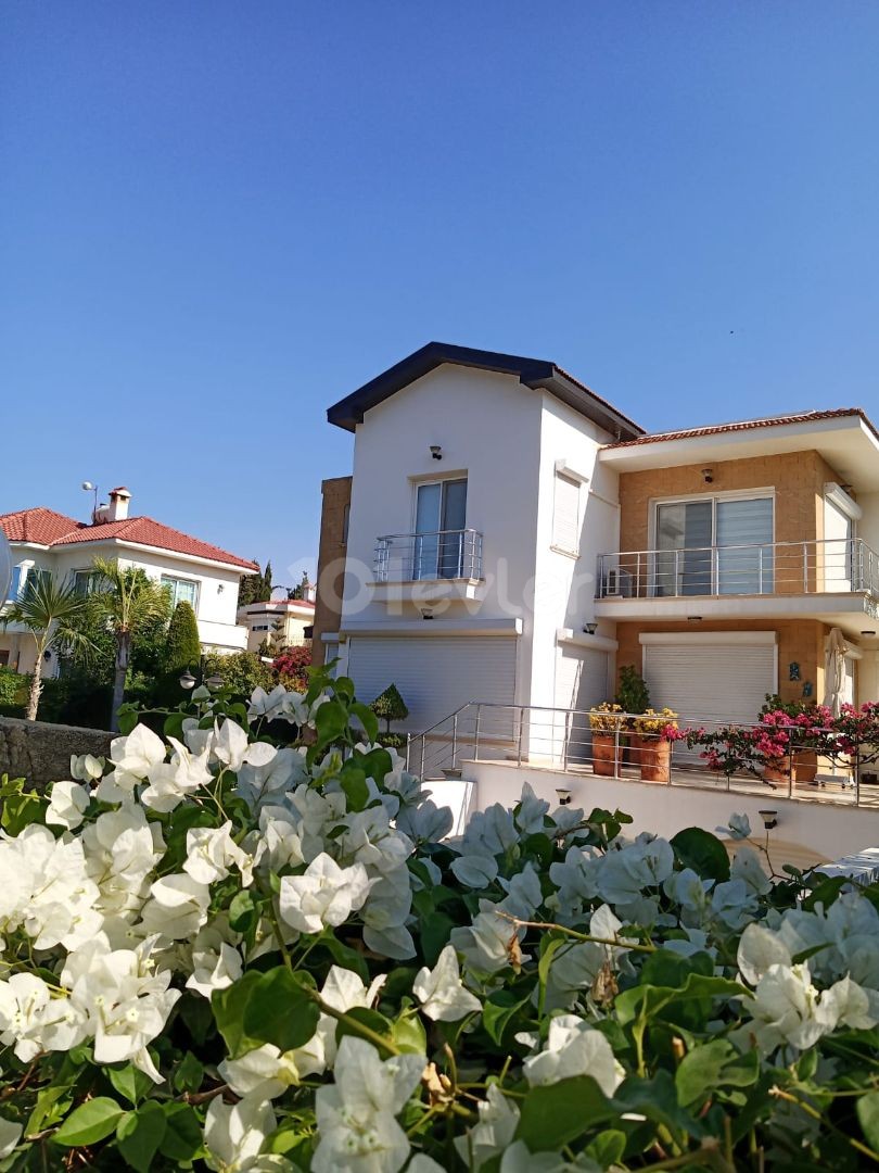 Private house with stylish landscaping in a prestigious neighborhood close to the sea in Çatalköy ** 