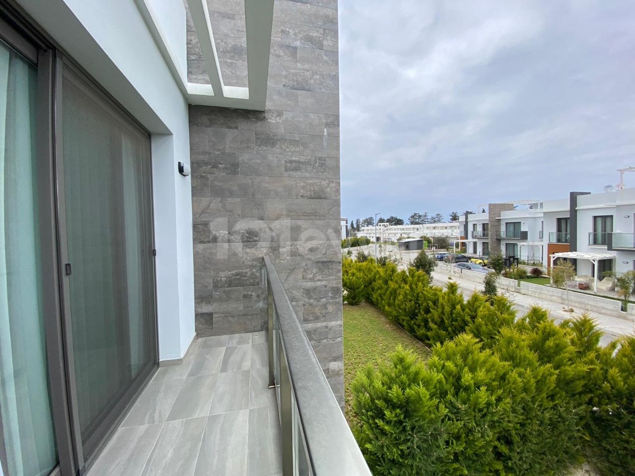 Penthouse mit Blick auf die Berge in Kyrenia Ozanköy ** 