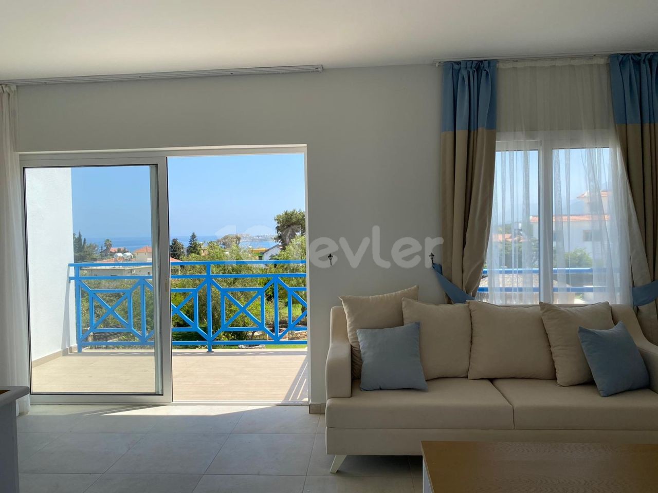 Spacious Penthouse Apartment for Sale with Sea and Mountain Views, Located on the Site in Alsancak, Kyrenia ** 