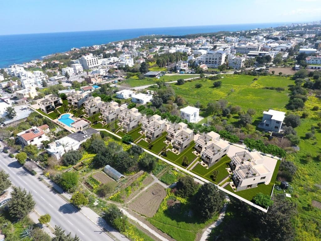 Kyrenia Karaoglanoglu is Also Quite Modern And Luxurious, Our Twin Villas with a Garden, a Communal Pool On the Site and 3 + 1 and 3 + 1 Options are Ideal for Investment ** 