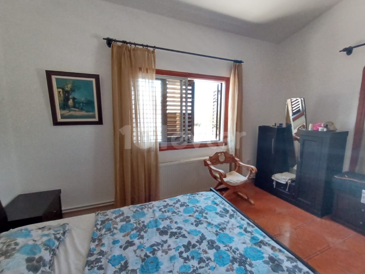 Girne'de ferah, aydınlık 4+1 villa