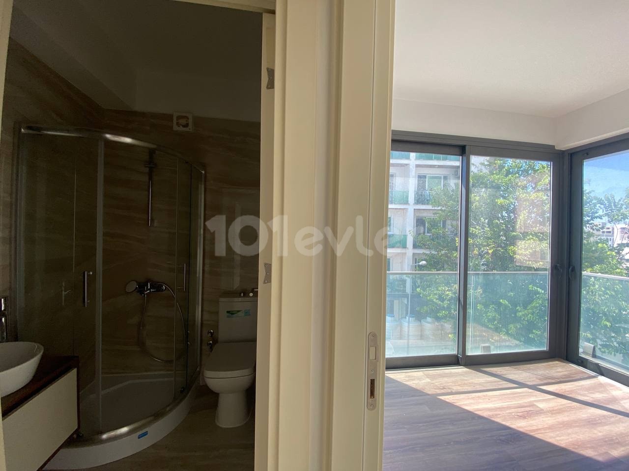 Girne Merkezde 2 Yatak Odalı Penthouse Özellikli Daire